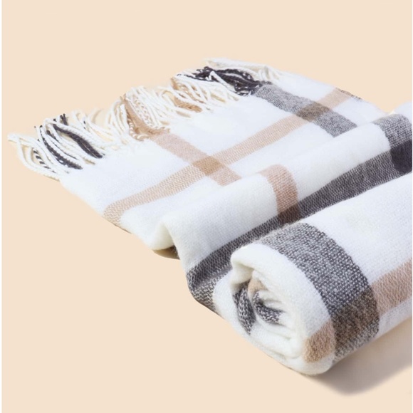 Plaid Knit Wide Scarf White Beige Tan Cream Grey Grid Checkered Tassel Fringe - Picture 5 of 9